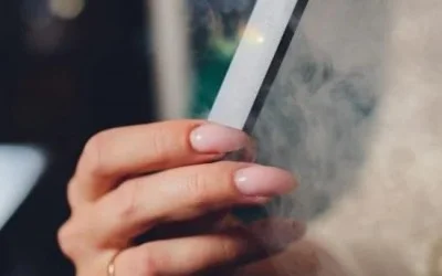 Why Is My Disposable Vape Pen Blinking?